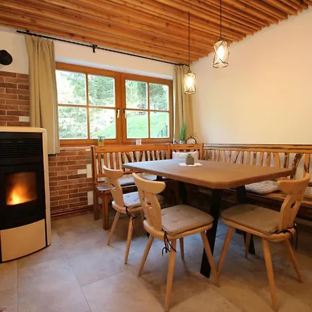 شاليه Bergchalet Zirbenzapfen